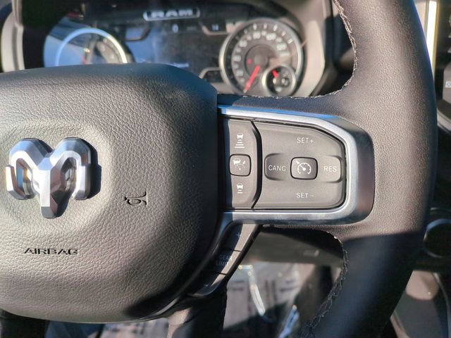 New 2026 RAM 1500 4x4 Crew Cab image 16