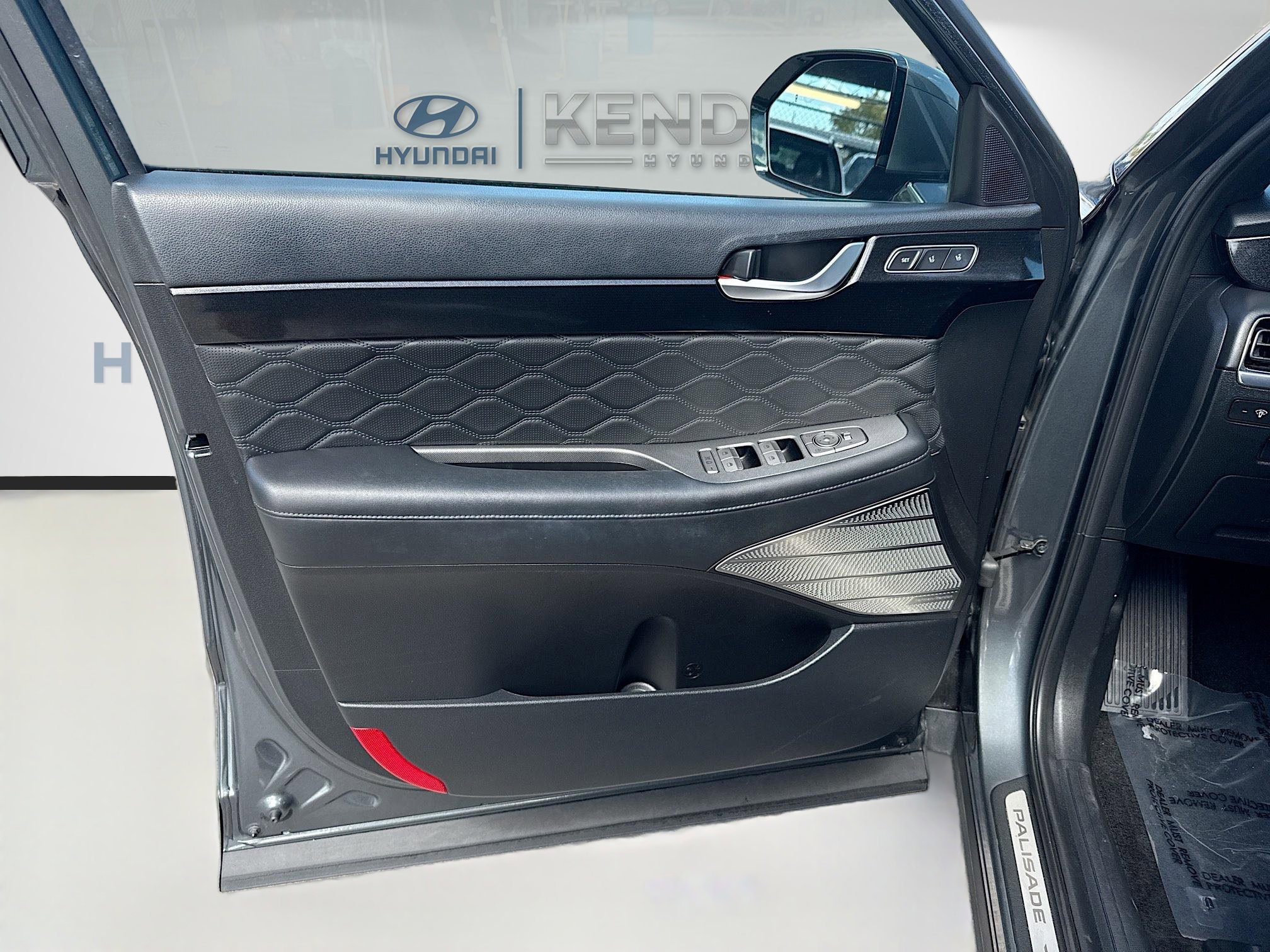 Used 2022 Hyundai Palisade Calligraphy image 18