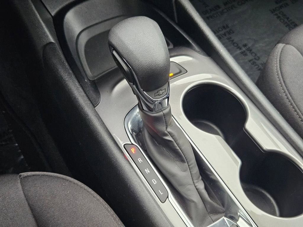 Used 2025 Chevrolet Malibu LS FWD image 18