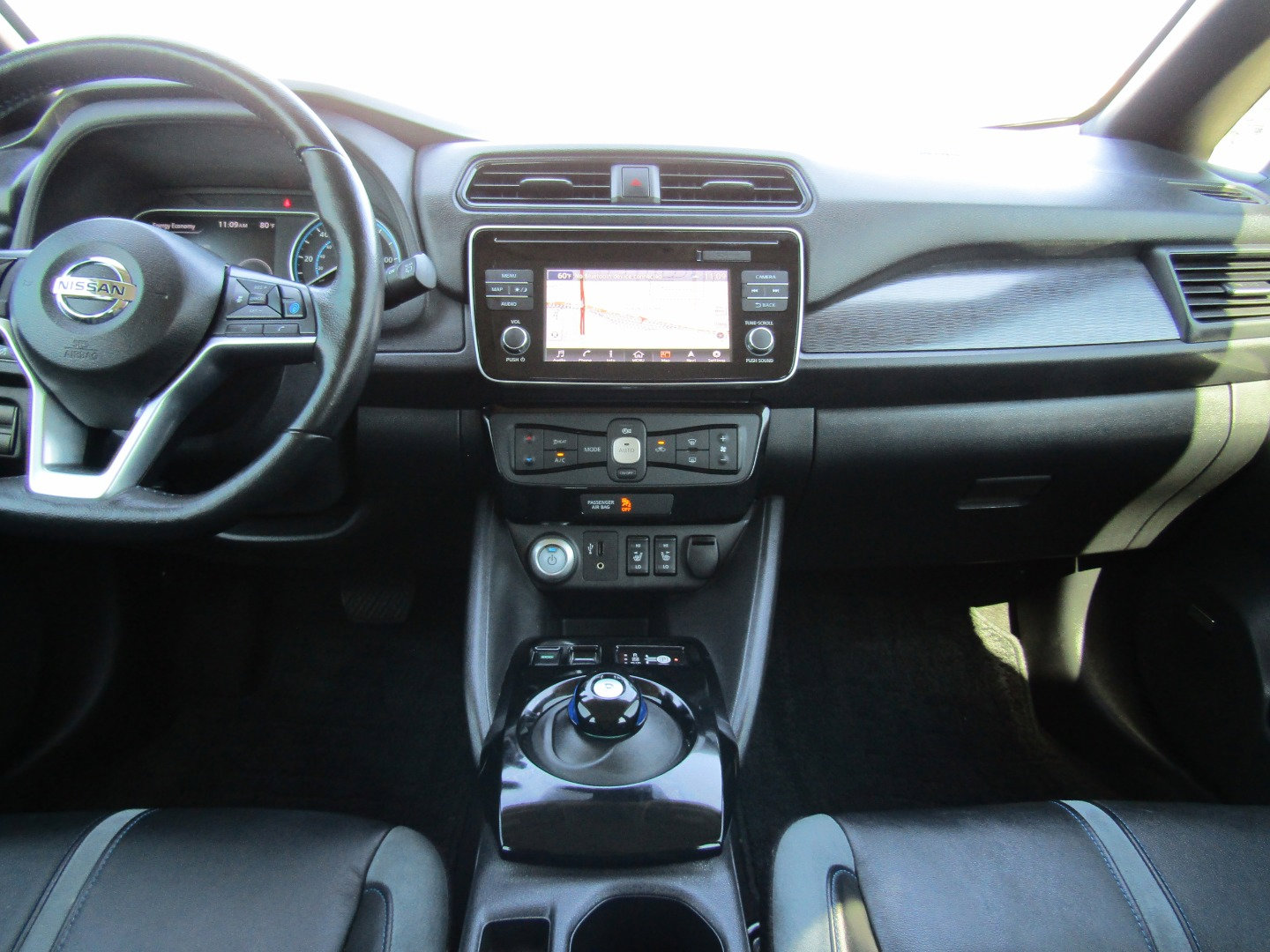 Used 2019 Nissan Leaf SL w/ SL Technology Package image 18