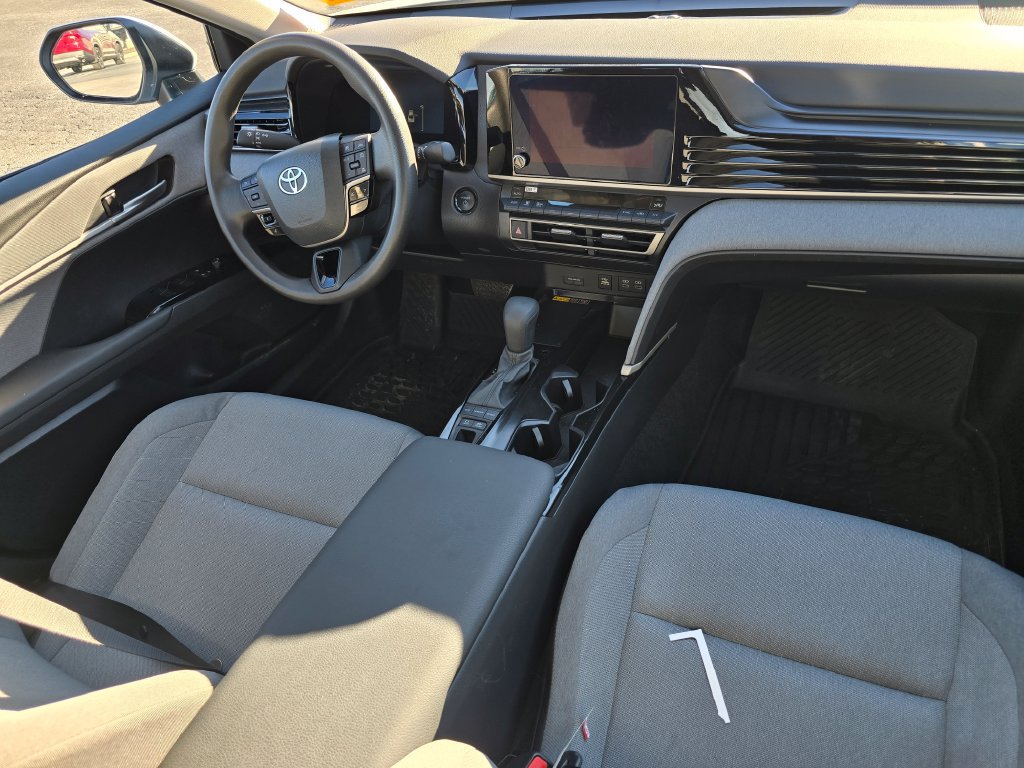 Used 2025 Toyota Camry LE FWD image 15