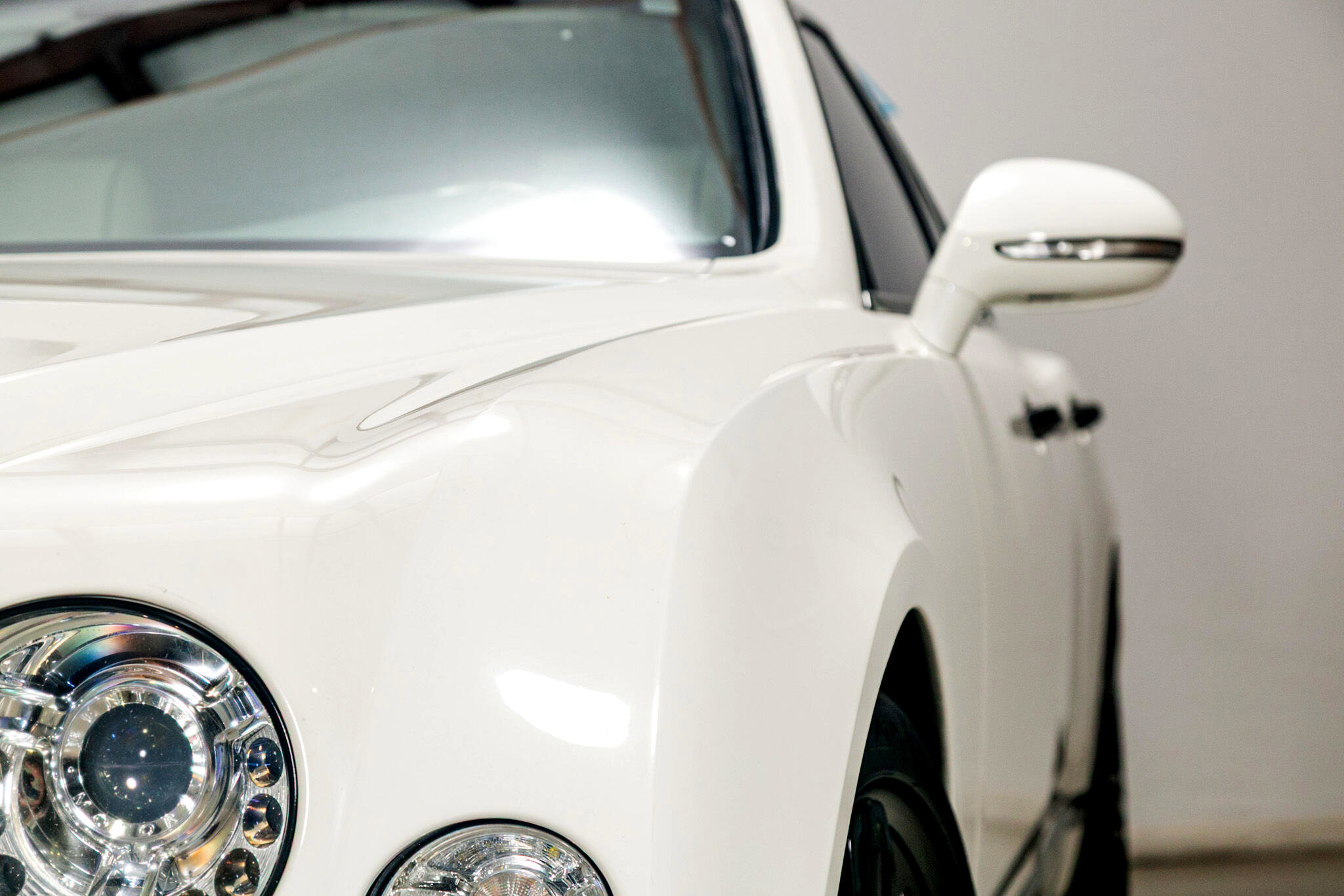 Used 2013 Bentley Mulsanne w/ Premiere Specification Pkg image 16