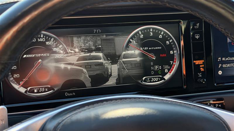 Used 2015 Mercedes-Benz S 63 AMG 4MATIC Sedan image 17
