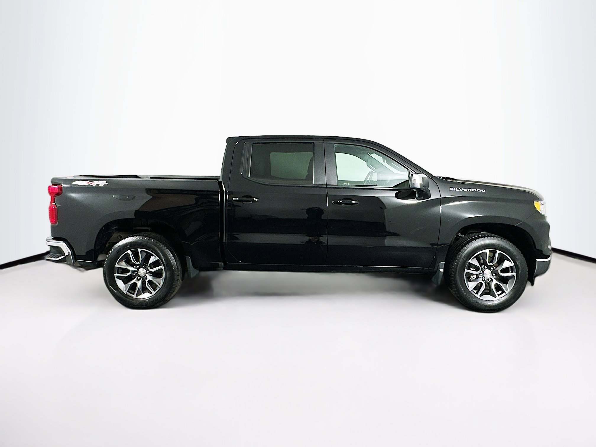 Used 2022 Chevrolet Silverado 1500 LT image 10