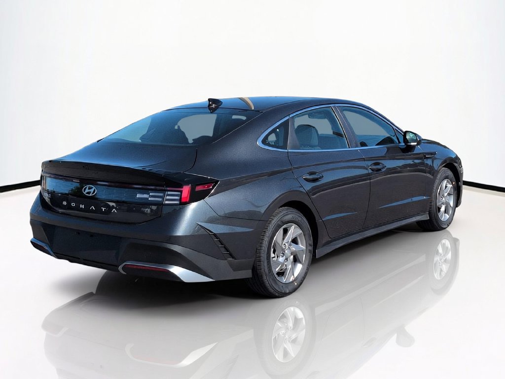 New 2027 Hyundai Sonata SE FWD image 6