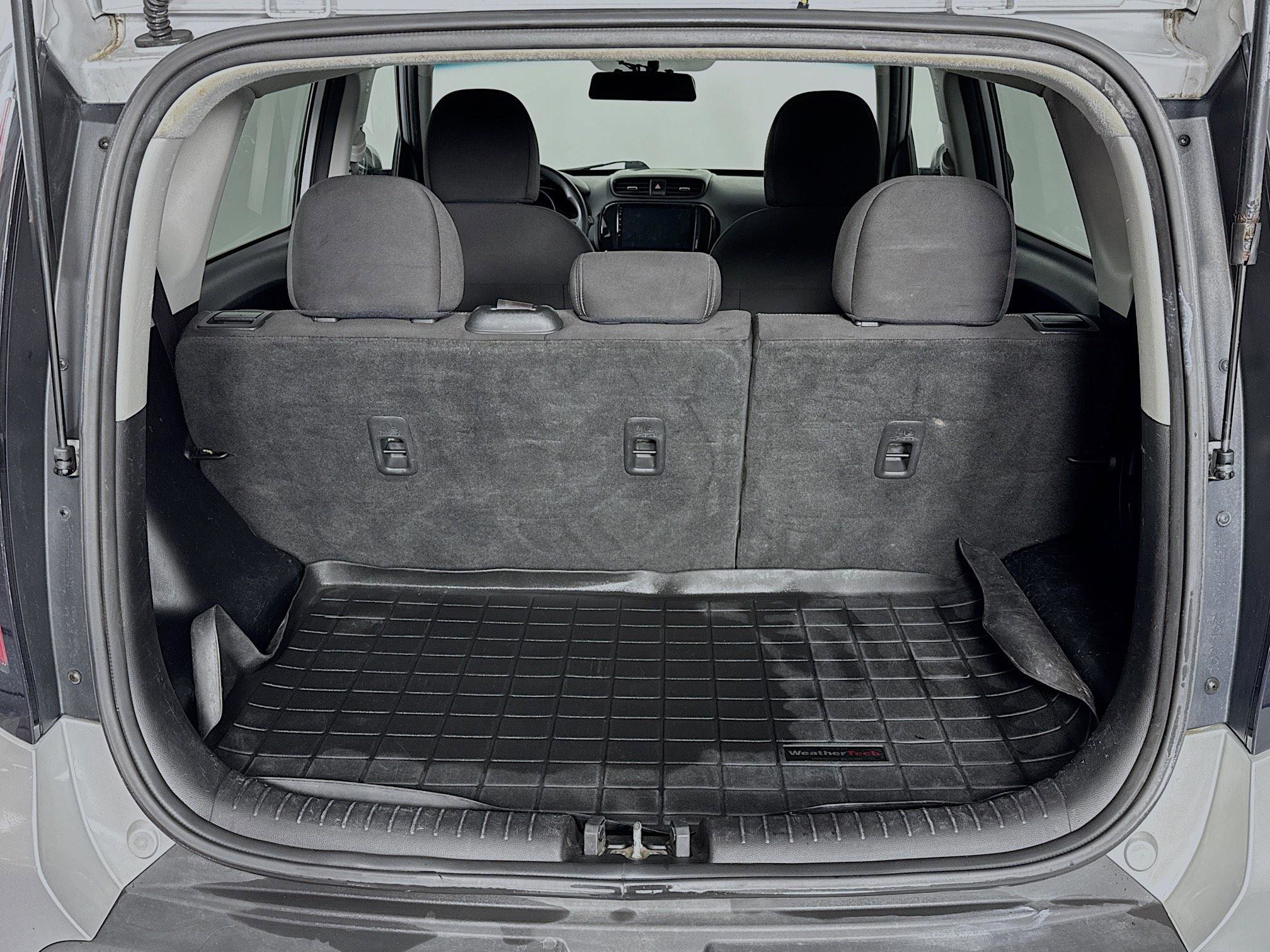 Used 2016 Kia Soul Base image 22