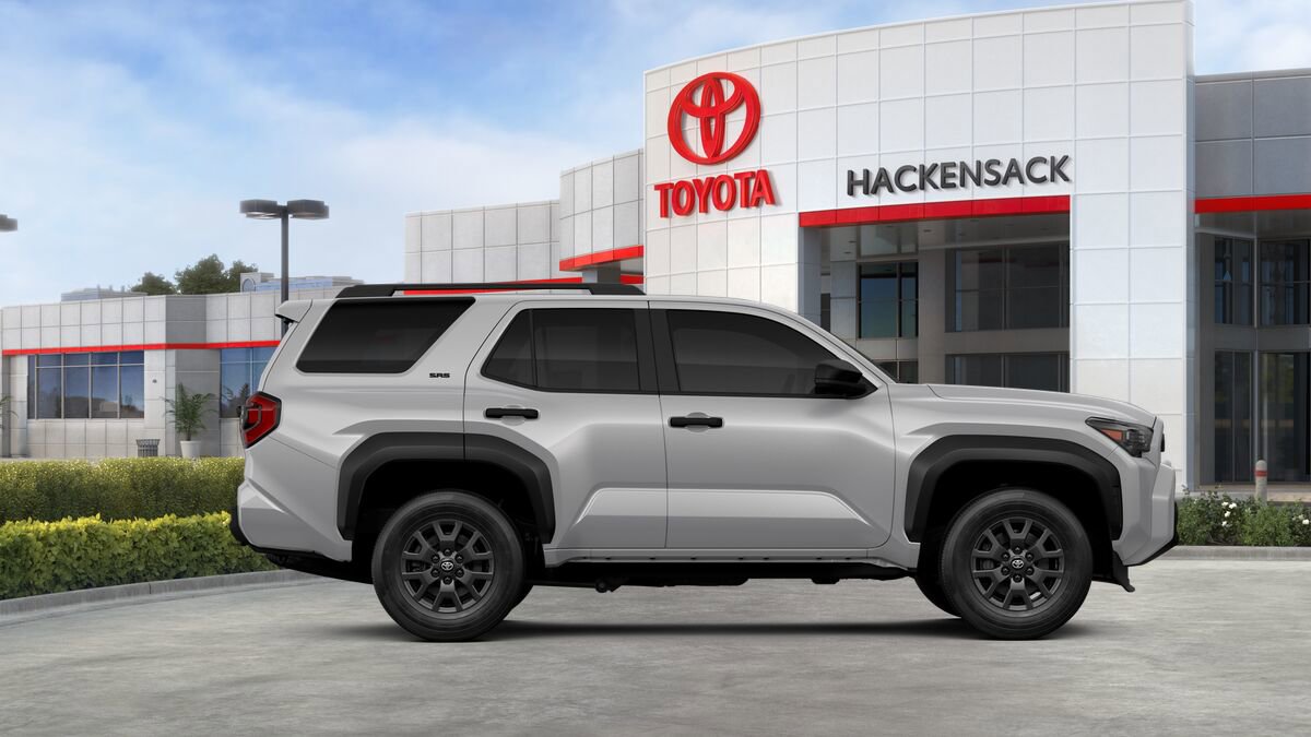 Used 2025 Toyota 4Runner SR5 image 12