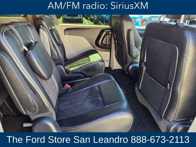Used 2020 Dodge Grand Caravan SXT FWD image 15