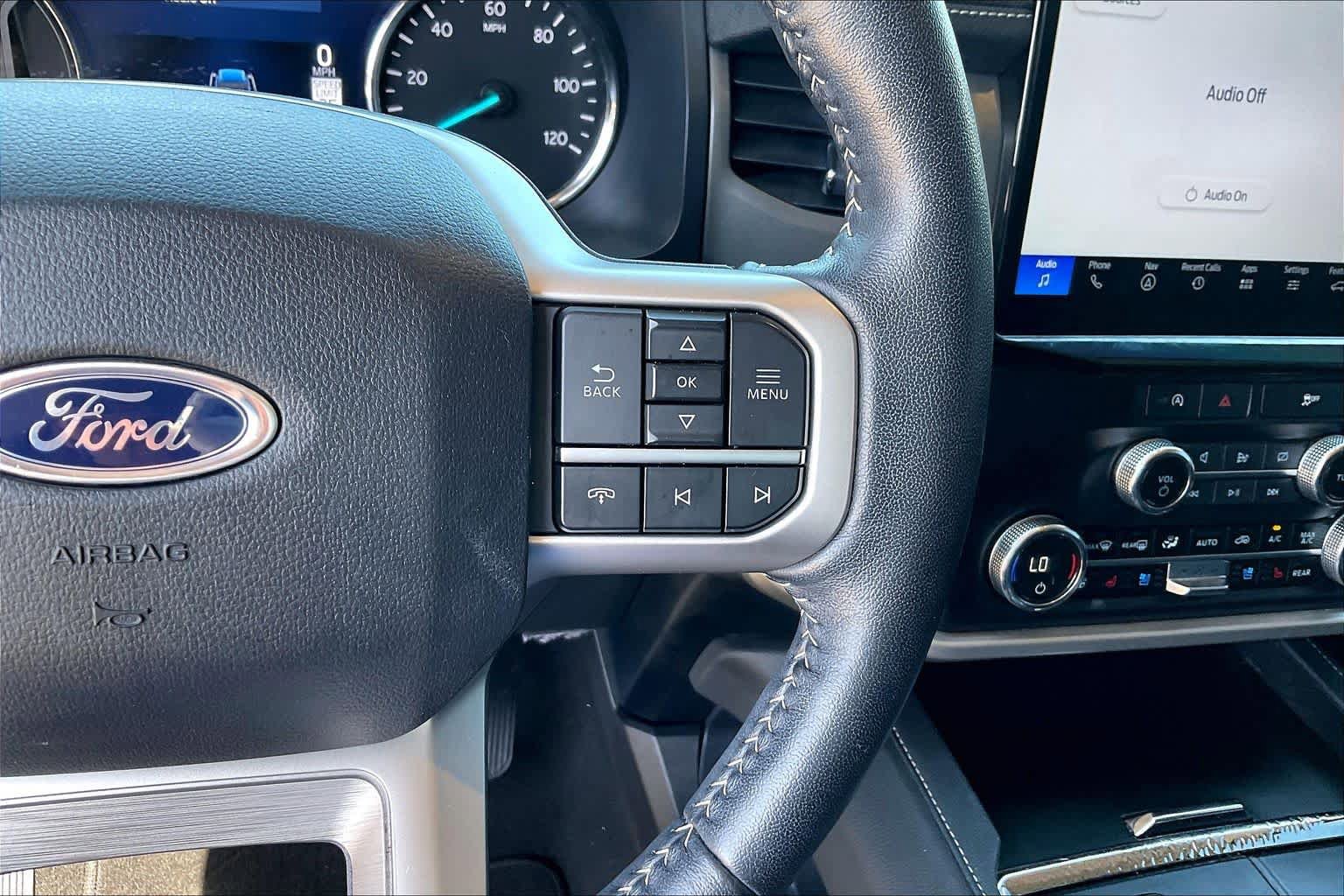 Used 2024 Ford Expedition XLT AWD/4WD image 24