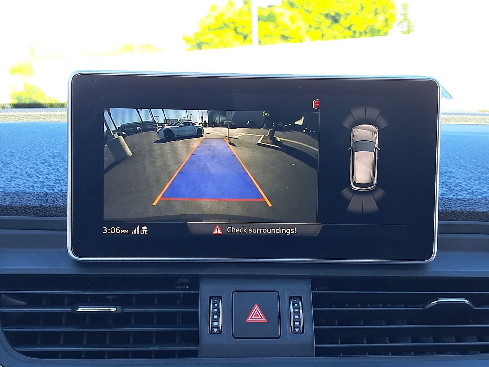 Used 2020 Audi Q5 e Premium w/ Convenience Package image 27