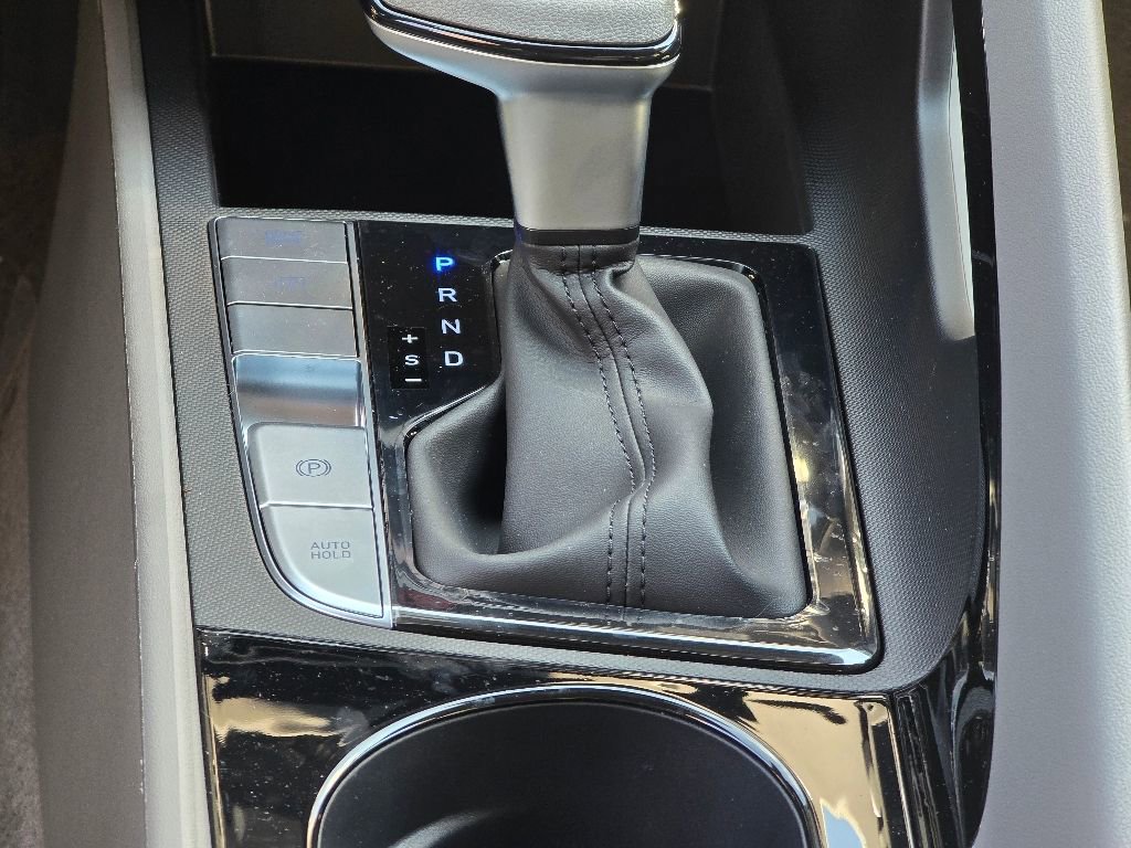 New 2025 Hyundai Elantra Blue image 18