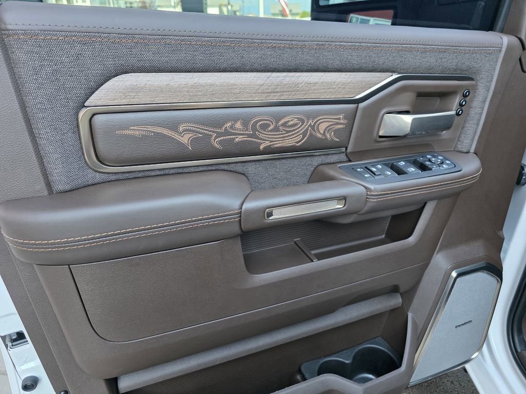 Used 2025 RAM 3500 Longhorn image 23