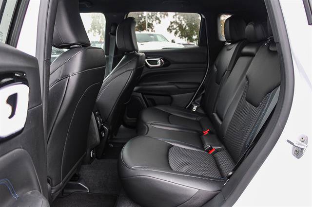 New 2026 Jeep Compass Latitude image 18