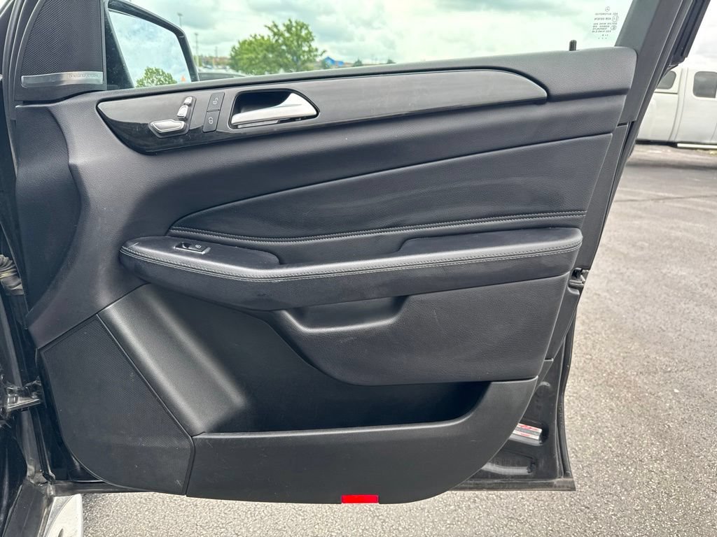 Used 2018 Mercedes-Benz GLE 350 4MATIC image 36