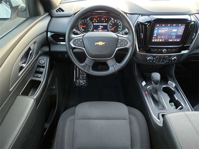 Used 2023 Chevrolet Traverse LT image 11