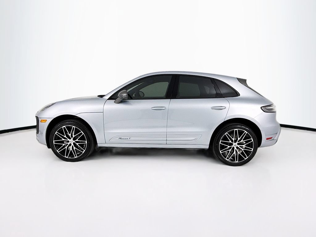 New 2026 Porsche Macan AWD/4WD image 2