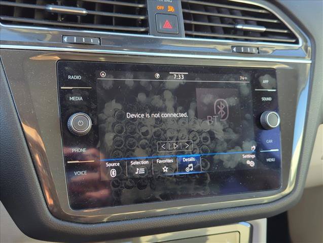 Used 2022 Volkswagen Tiguan SE FWD image 17