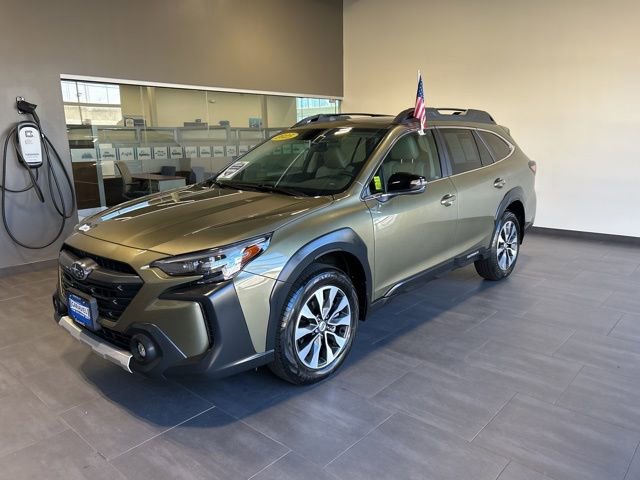 Used 2025 Subaru Outback Limited image 28