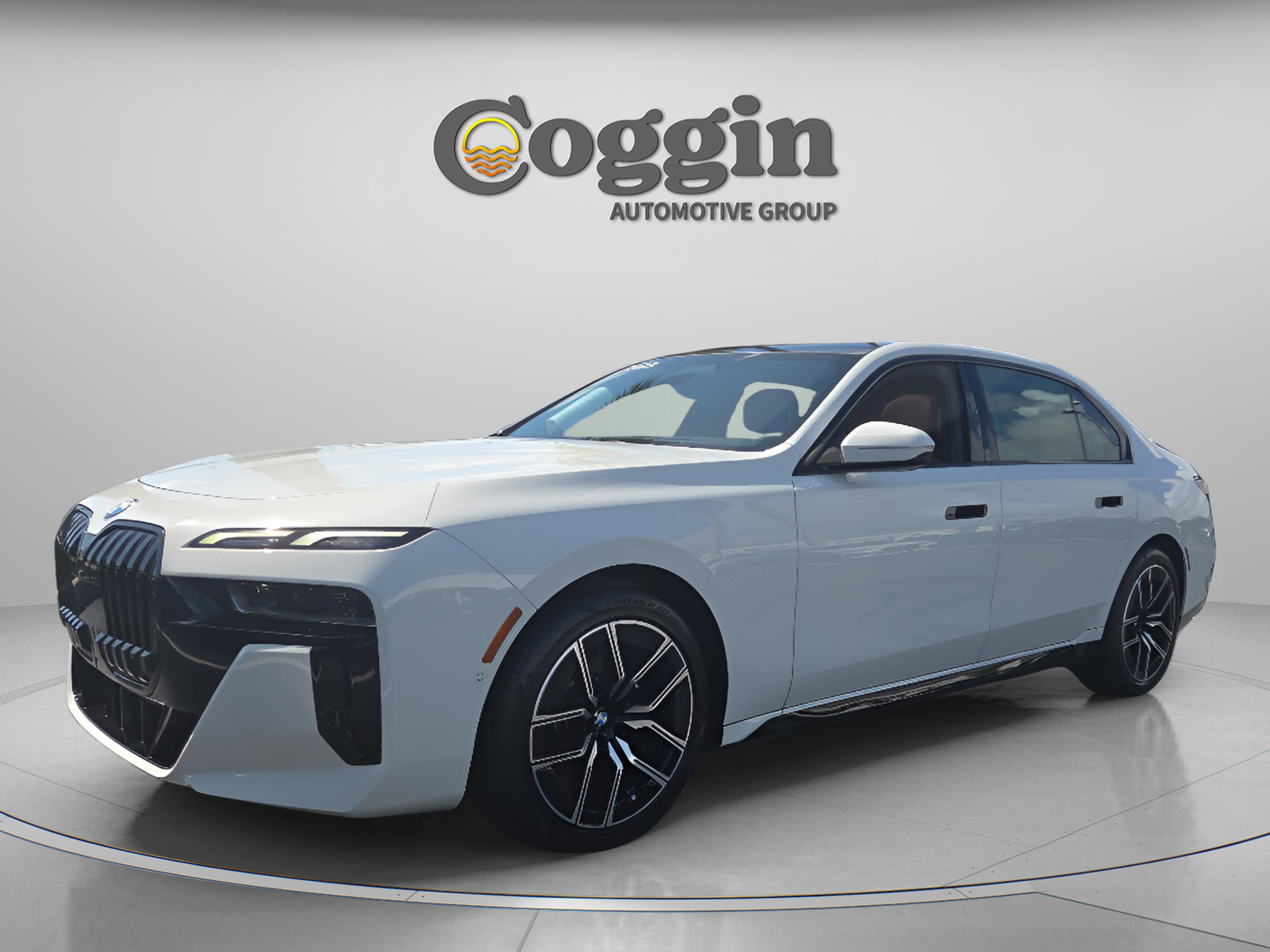 Certified 2023 BMW 740i RWD image 1