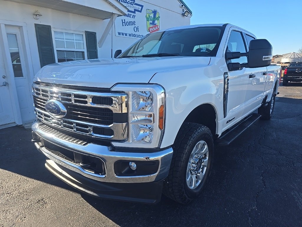 Used 2024 Ford F250 XLT image 3