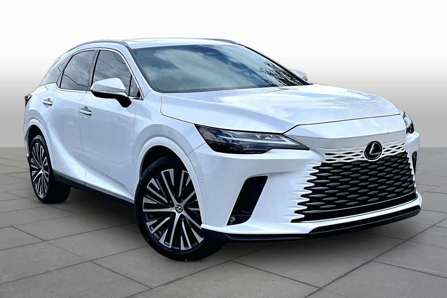 Used 2024 Lexus RX 350 Premium Plus w/ Convenience Package FWD image 3