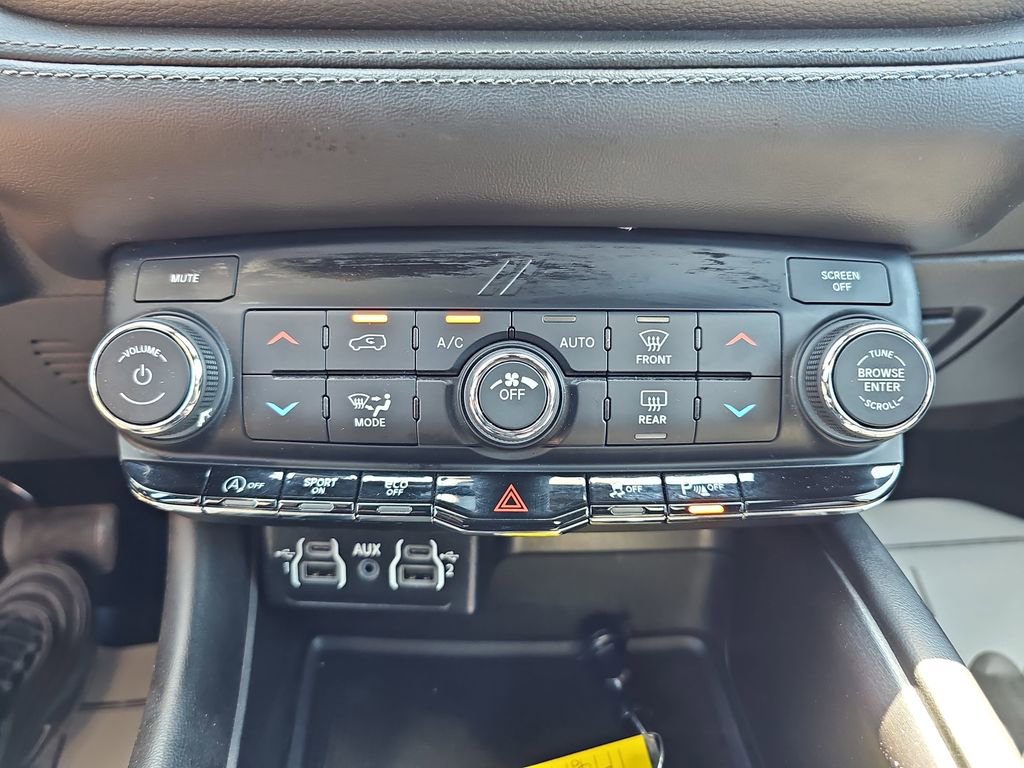 Used 2023 Dodge Durango SXT Launch Edition RWD image 28
