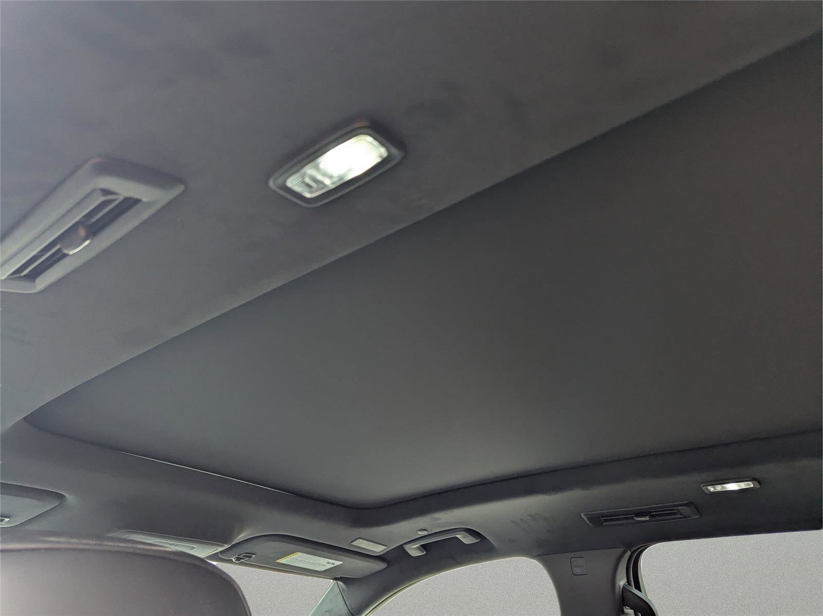 New 2026 GMC Acadia Denali Ultimate w/ LPO, All-Weather Package image 9