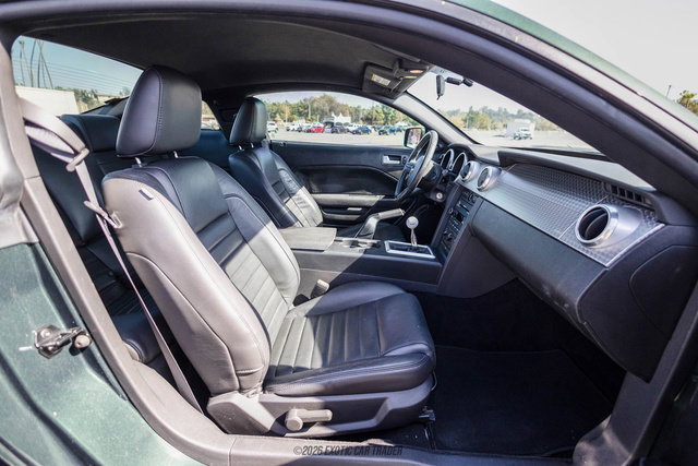 Used 2009 Ford Mustang GT RWD image 48