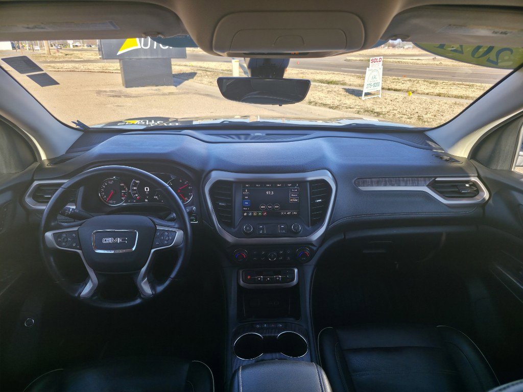 Certified 2021 GMC Acadia Denali w/ Denali Technology Package image 4