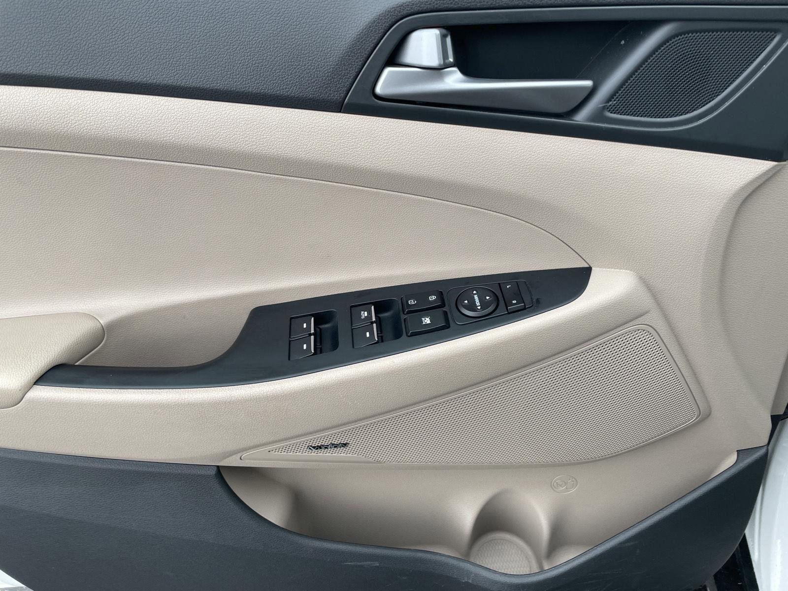 Used 2017 Hyundai Tucson Limited w/ Cargo Package image 23