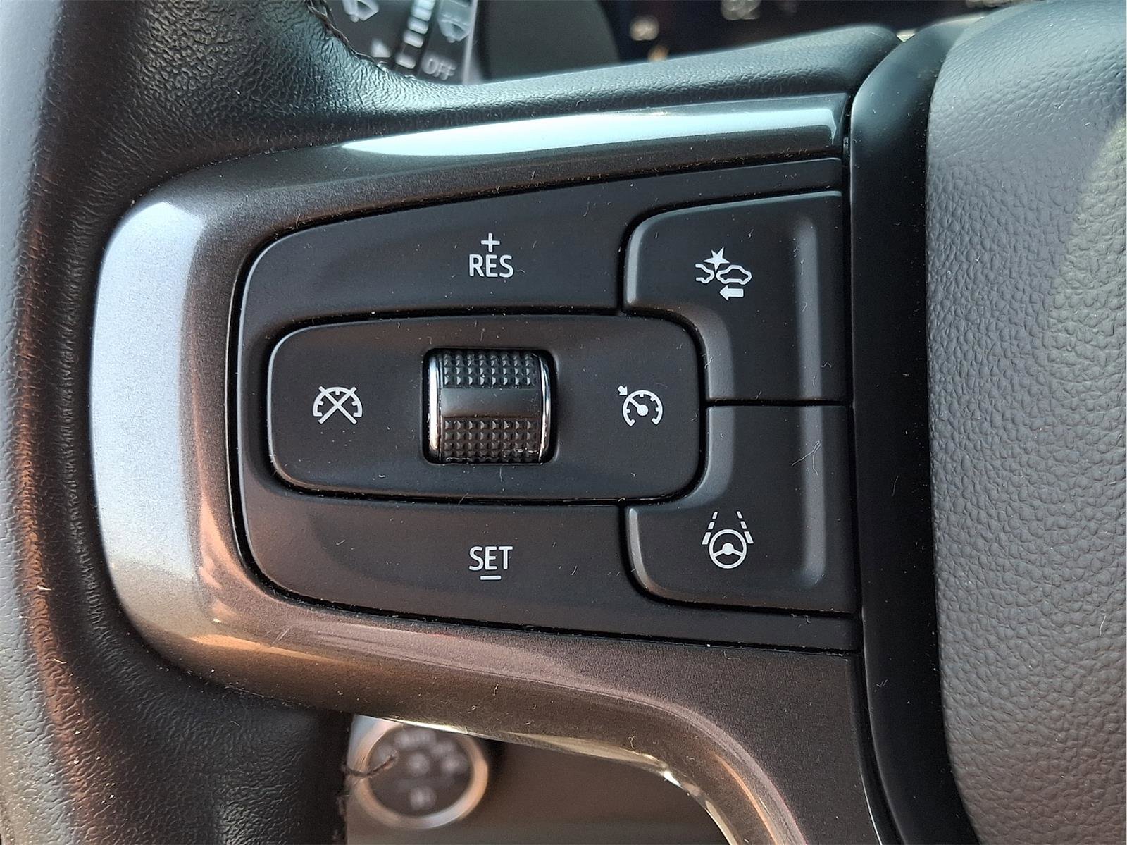 Used 2024 Chevrolet Silverado 1500 High Country w/ Technology Package AWD/4WD image 77