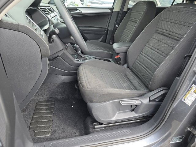 Used 2022 Volkswagen Tiguan S image 14