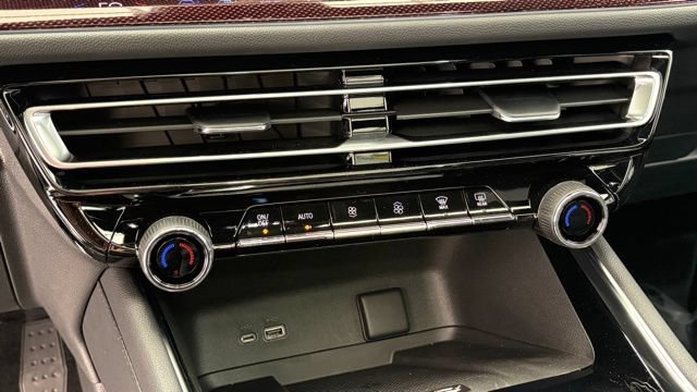 New 2026 Chevrolet Traverse RS AWD/4WD image 47