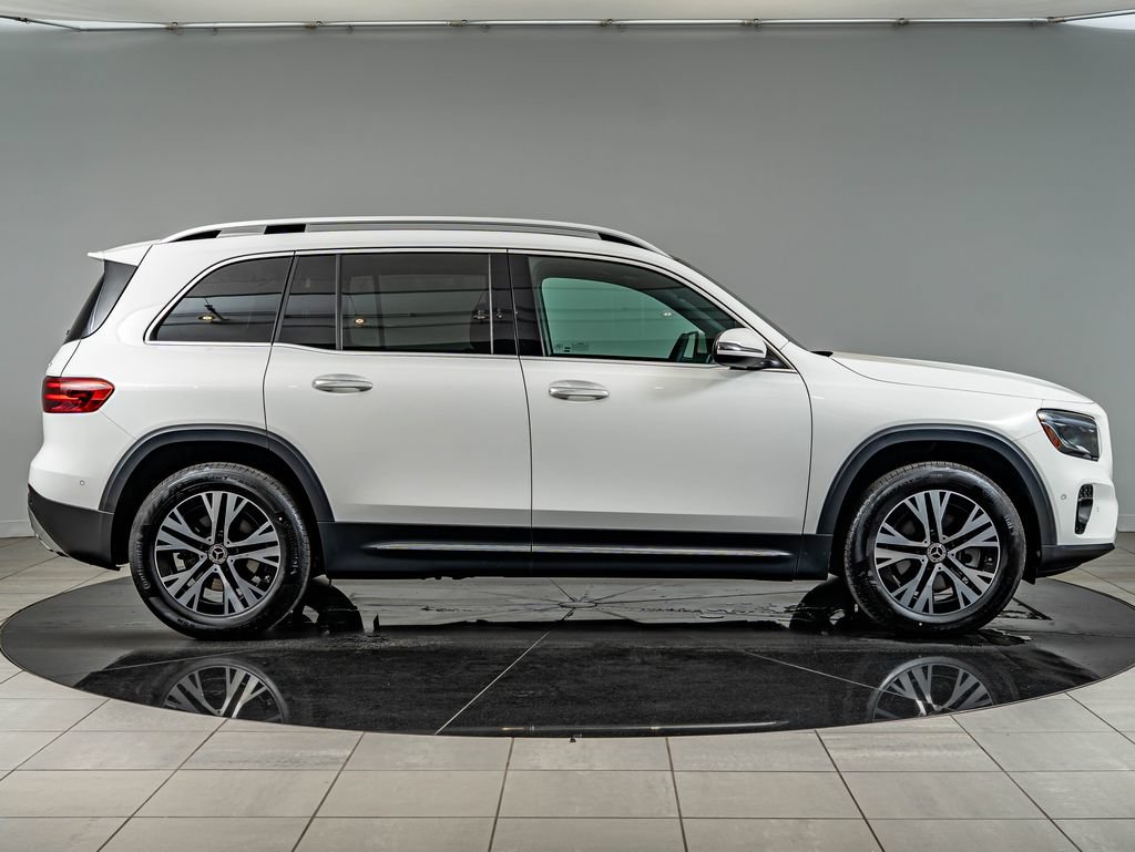 Certified 2026 Mercedes-Benz GLB 250 4MATIC image 4