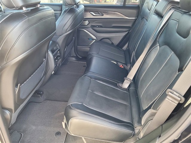 New 2024 Jeep Grand Cherokee Overland w/ Trailer Tow Package image 7