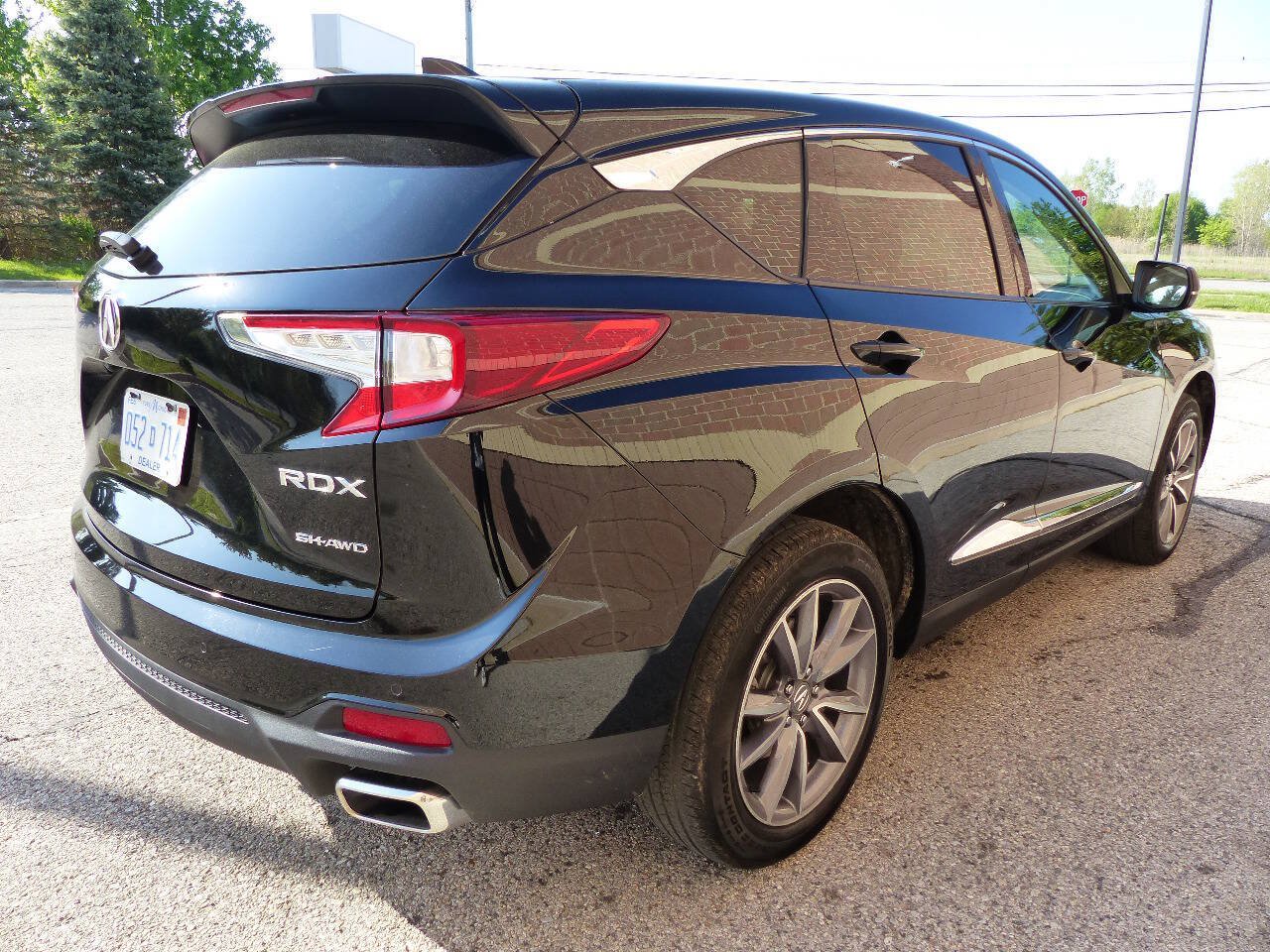 Used 2024 Acura RDX w/ Technology Package AWD/4WD image 12