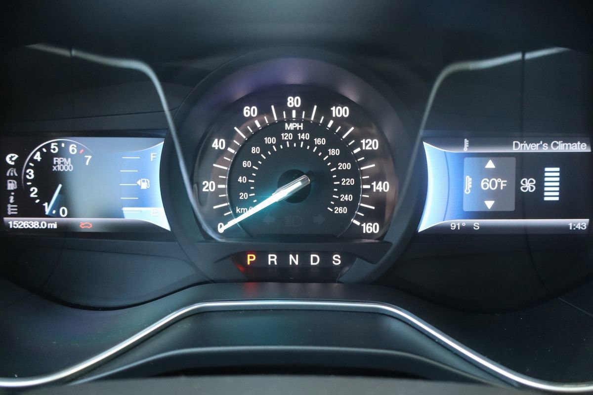 Used 2014 Ford Fusion SE FWD image 34