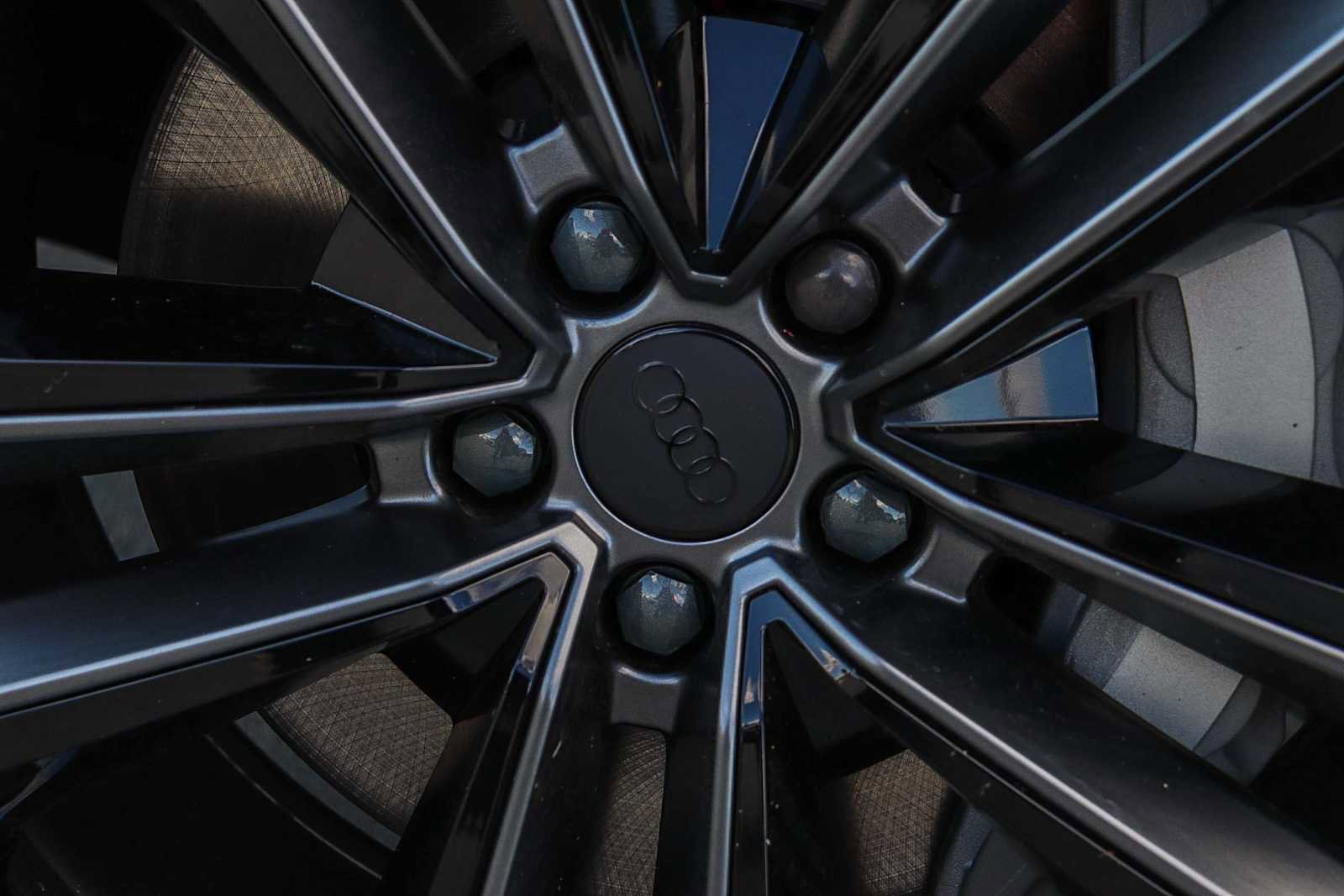 New 2026 Audi Q7 3.0T Premium Plus image 15