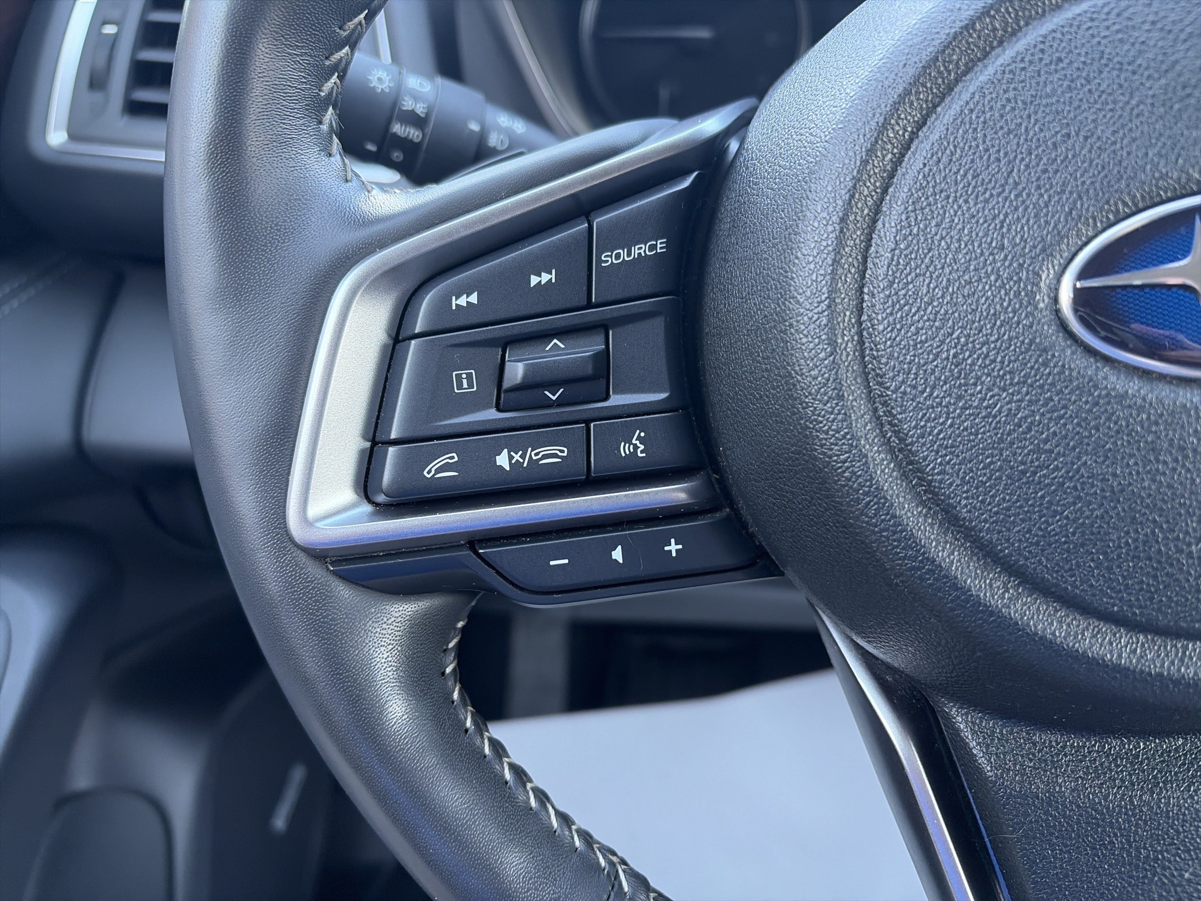 Used 2024 Subaru Ascent Touring AWD/4WD image 19