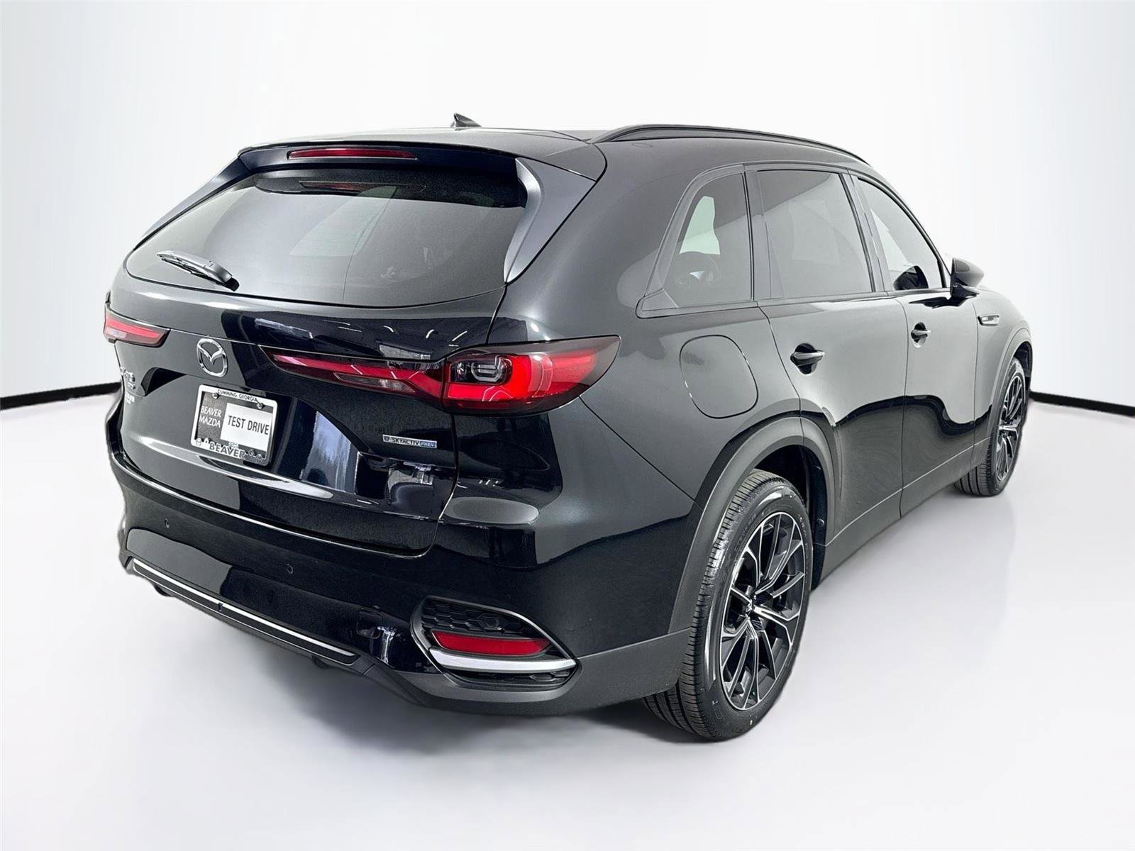 Certified 2025 MAZDA CX-70 Plug-In Hybrid w/ Premium Plus AWD/4WD image 2
