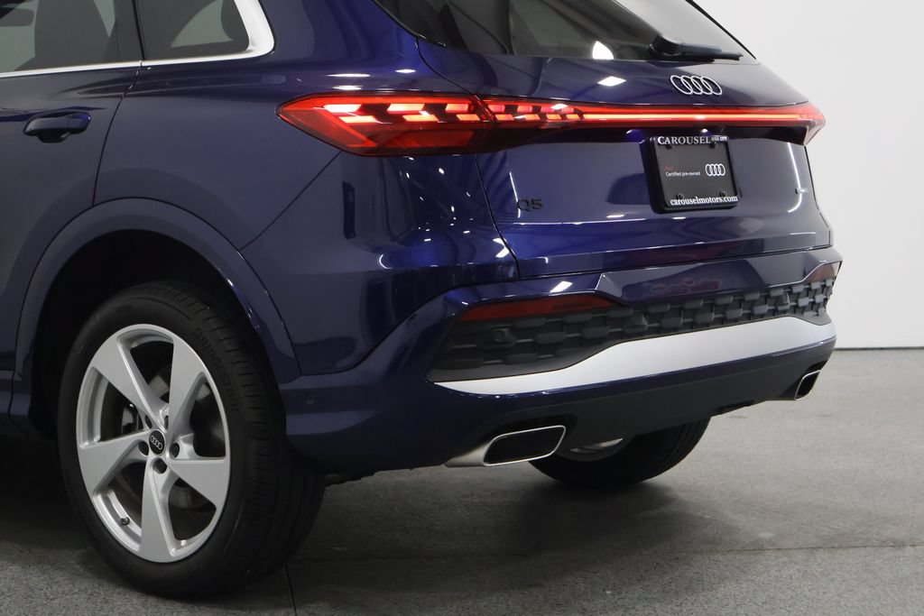 Certified 2025 Audi Q5 Premium Plus w/ Premium Plus AWD/4WD image 10