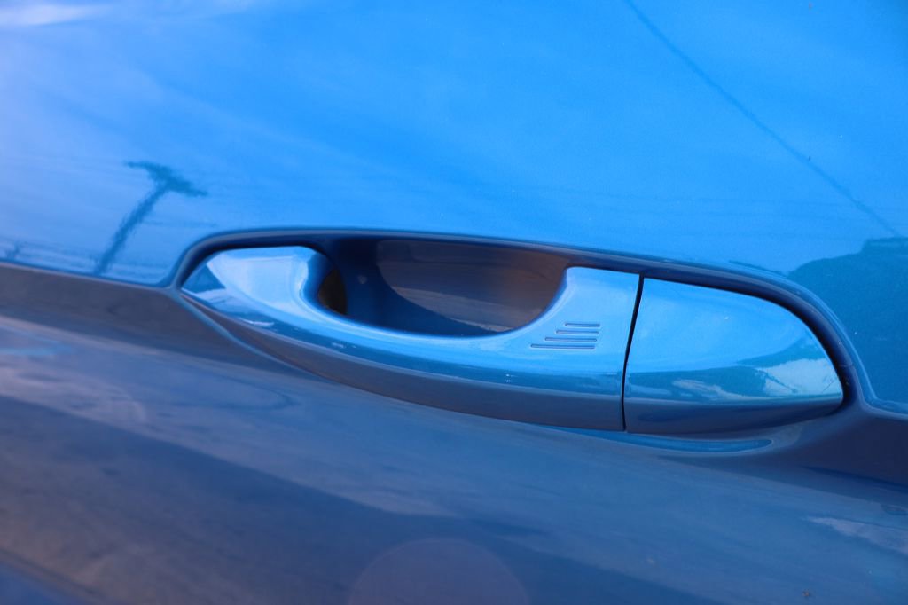 Used 2019 Ford Mustang Coupe RWD image 11