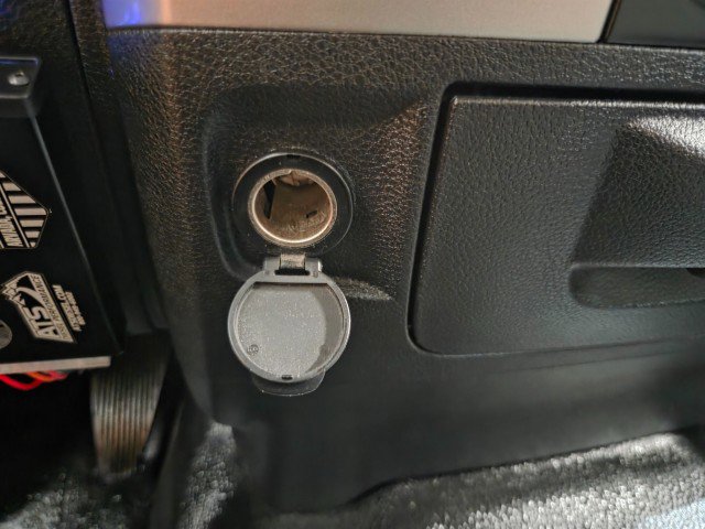 Used 2018 RAM 3500 SLT w/ Cold Weather Group image 52