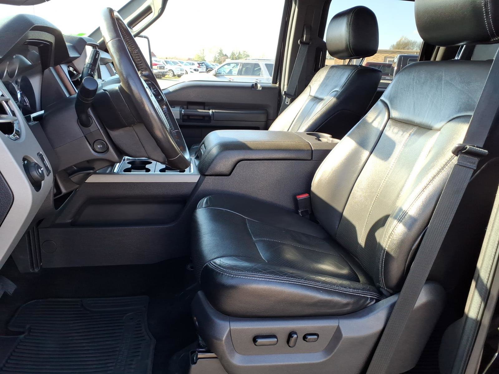 Used 2016 Ford F250 Lariat w/ Lariat Ultimate Package image 10