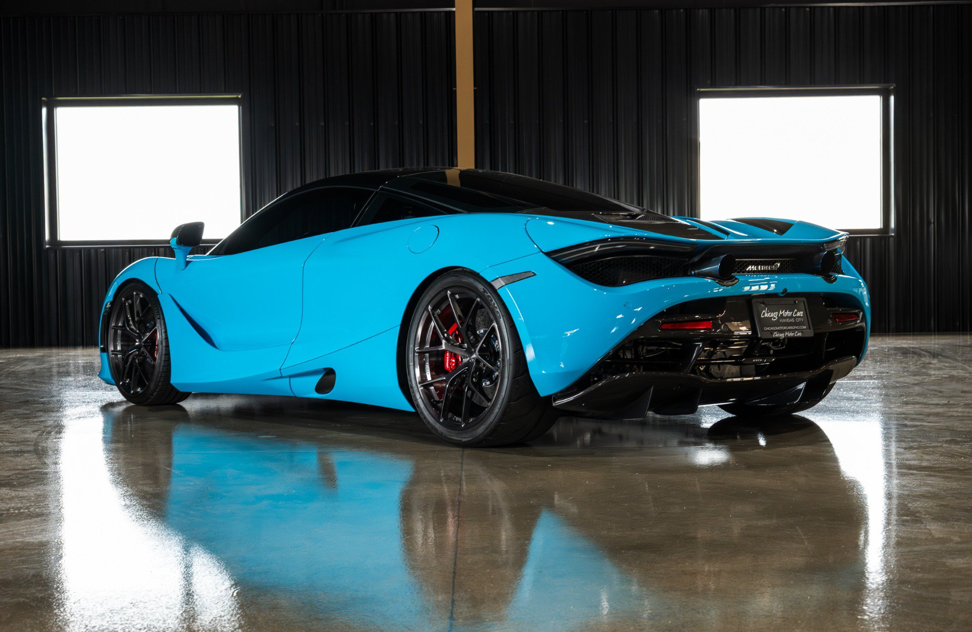 Used 2018 McLaren 720S RWD image 7