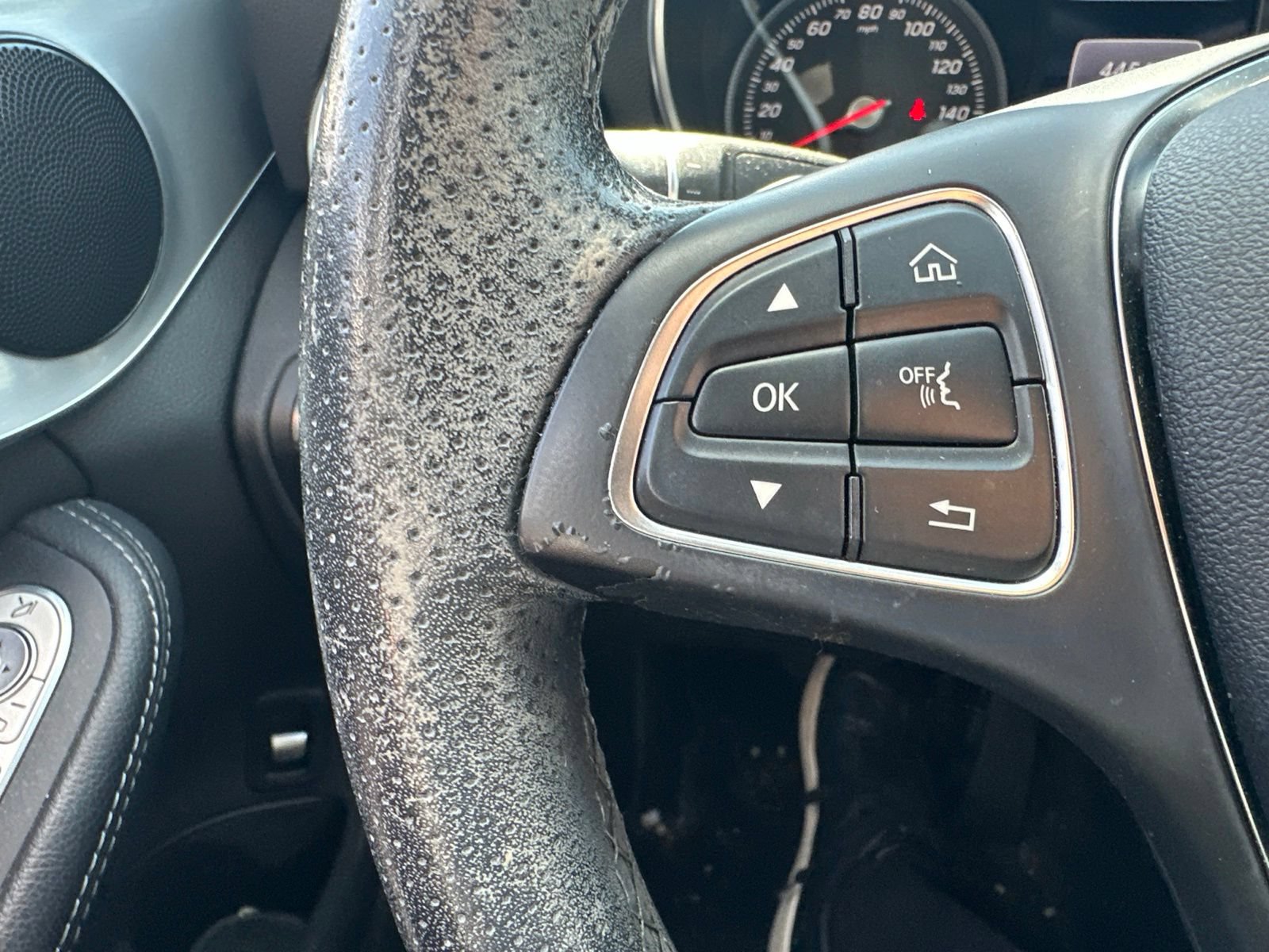 Used 2018 Mercedes-Benz C 300 Sedan image 10