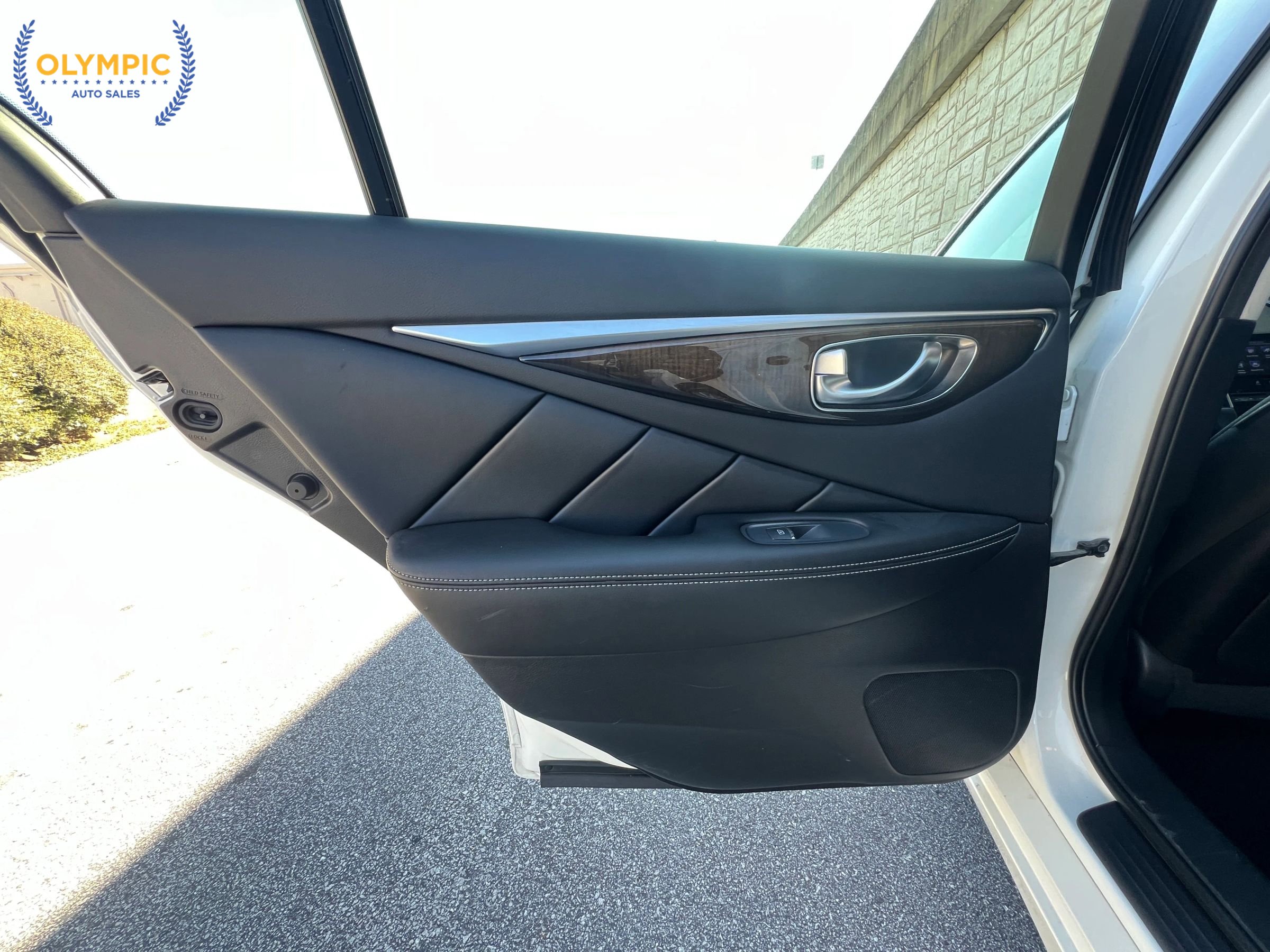 Used 2019 INFINITI Q50 Luxe image 43