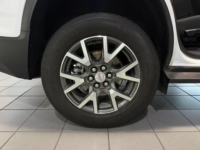 Used 2023 GMC Acadia SLE w/ Driver Convenience Package AWD/4WD image 9