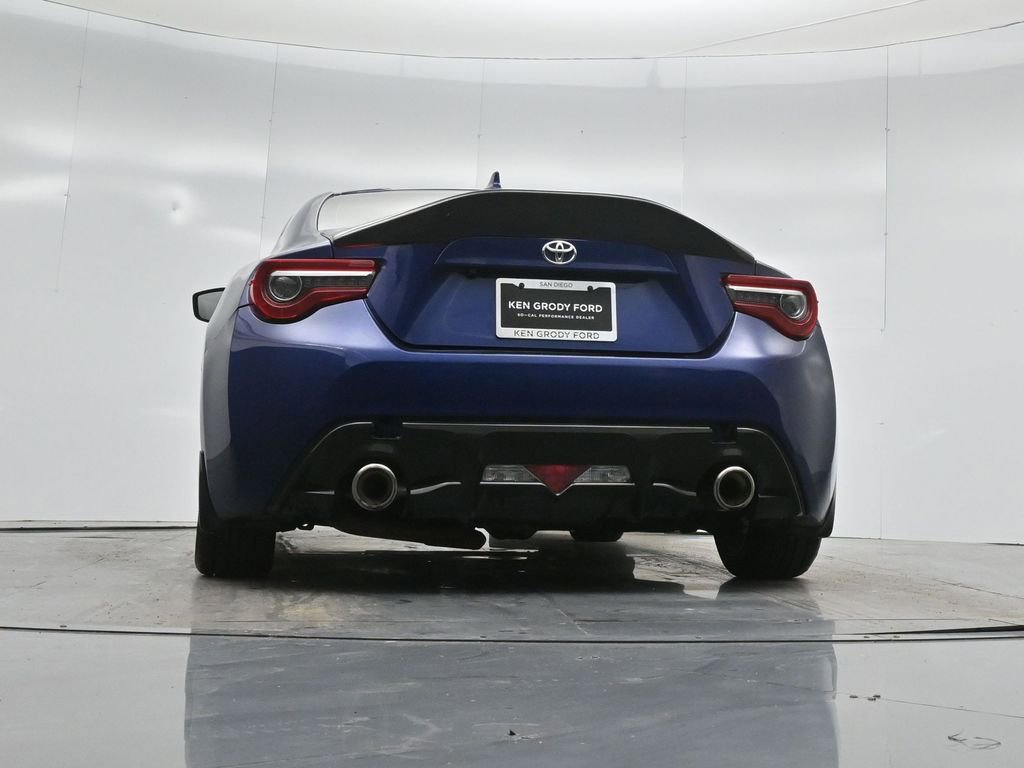 Used 2017 Toyota 86 image 41