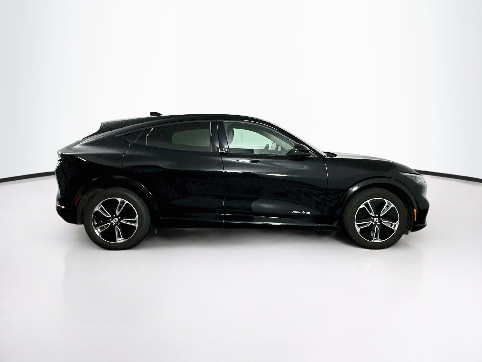 Used 2023 Ford Mustang Mach-E Premium AWD/4WD image 10
